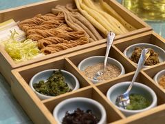 -鹊华居·地道鲁菜·海鲜·融合味(大明湖店)