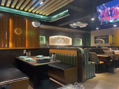 -曼听小寨海鲜烧烤·大连辣炒大王(盖州街店)