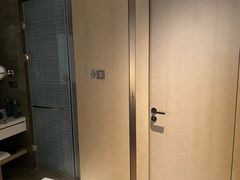 -深圳国际会展中心希尔顿酒店(前海华发冰雪世界店)