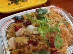 -老何太太鹤岗小串·团建聚餐(龙华店)