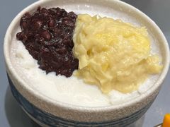 榴莲忘返-小团圆糖水铺(襄阳南路店)