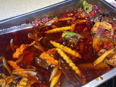 -休记光头香辣蟹干锅店(衣冠庙店)