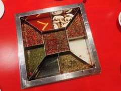 -巴九门老火锅(来福士打望店)