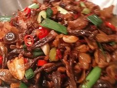 -呷湘厨·鱼汤捞饭·剁椒鱼头·辣椒炒肉(国家会展中心店)