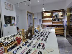-美空眼镜·星趣控·新乐学·控优点合作店(周浦万达店)
