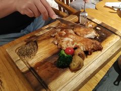 现烤鸡趴配薯菜-森Some Fusion(荔湾店)