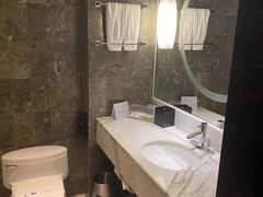 -上海静安昆仑大酒店