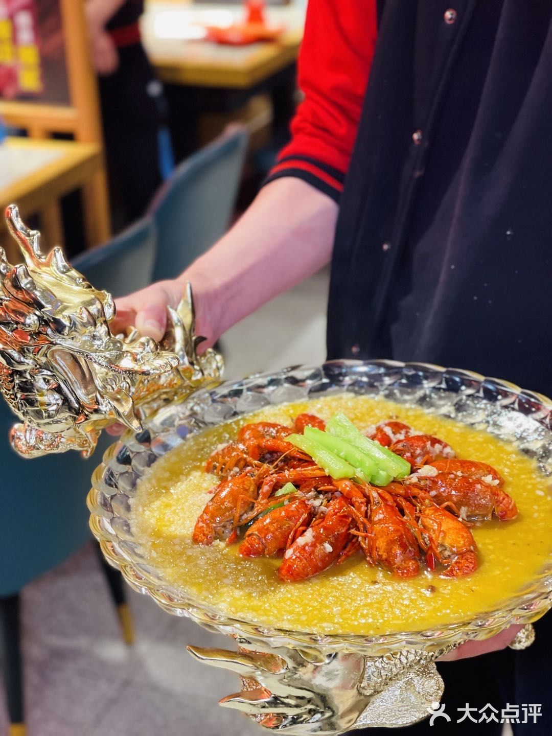 吃一次就爱上了的吃小龙虾神仙地