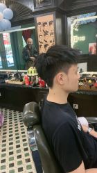 -海文先生国潮烫染男士理发馆