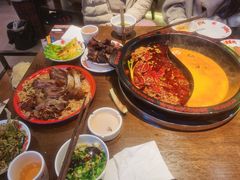 -牛市坎火锅(建设路店)