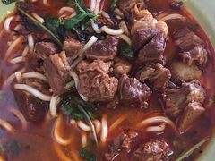 牛肉面-四川担担面