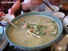 清蒸猪肉炖山野菜-金桥餐馆