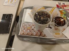 -麦当劳(轻轨曹杨路店)