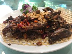 -宜宾海鲜酒家·三十年老字号