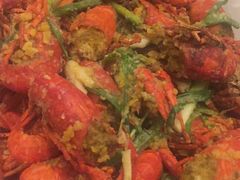 -虾弄弄海派小龙虾·牛羊蝎子火锅