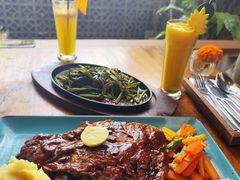 -Pundi Pundi Restaurant