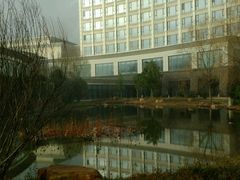 -南阳建业森林半岛假日酒店