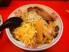 -拉面莊夢語＆中华料理八椿