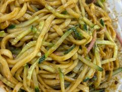 -黑八私房老北京炸酱面