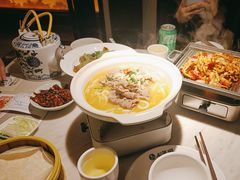 -小菜园新徽菜(镇江丹阳吾悦店)
