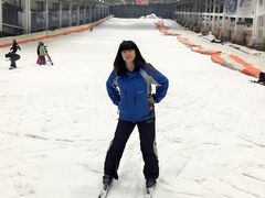 -乔波室内滑雪场