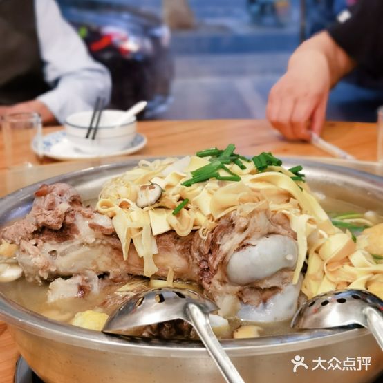 金鹰煲庄·龙虾(三十年店)