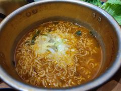 辛拉面-肉甲韩国木炭烤肉(新壹街1店)