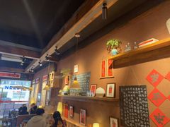 -巴卤社老火锅(财富店)