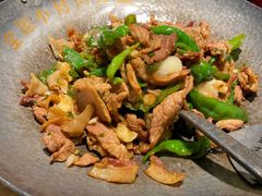 -费大厨辣椒炒肉(万家丽一店)