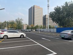 -左外关厢东里-停车场