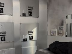 -BlueGame深蓝密室逃脱真人NPC(京投港·长阳店)