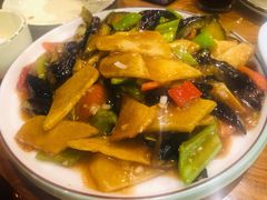 地三鲜-雪乡阁东北农家菜(颛桥约好休闲街店)