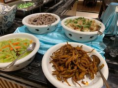 -安徽饭店·白鹭阁自助餐厅(梅山路店)