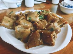 干煸栲栳栳-德居源