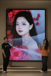 -乐派诗婚纱摄影