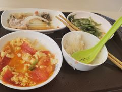 -同济大学本部学苑饮食广场