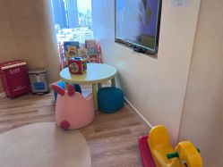 -唯儿诺儿童医院·儿科·眼科·口腔(海岸城店)