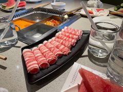 -海底捞火锅(新松江路生日主题店)