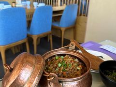 铜锅洋芋琵琶肉炒饭-品味泸沽湖•民族特色菜(大落水店)