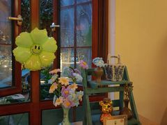 -月亮眼花园餐厅书吧酒吧