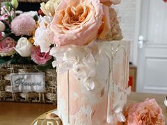 加高鲜花蛋糕-Biteology Artisan Cakes(红庄·国际文化保税创新园店)