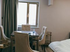 -碧中海汤泉汗蒸酒店