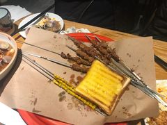 -喝丢一只鞋海鲜烧烤·海肠捞饭(文体街店)