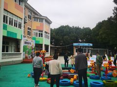 -上海贝贝佳幼儿园