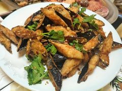 -宾朋海鲜特色美食餐厅·纯手工鲅鱼水饺(兴海路店)