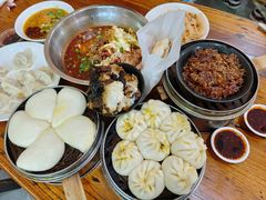 -王菊美食街