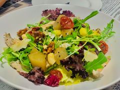 焦糖核桃梨子沙拉-娜娜家·Nana's restaurant(国金汇店)