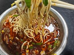 -薛记襄阳香辣牛肉面(平安路店)