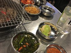 -釜山火炉·海鲜烤肉(紫藤路店)