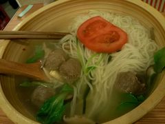 三鲜撒尿牛丸米线-石榴姐•山城小馆(创始店)